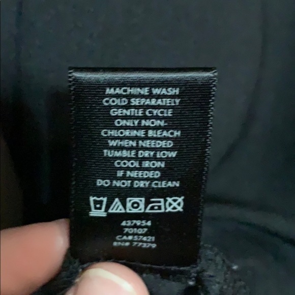 Ann Taylor |‎ Bare Shoulder with Bows Blouse - Picture 6 of 6